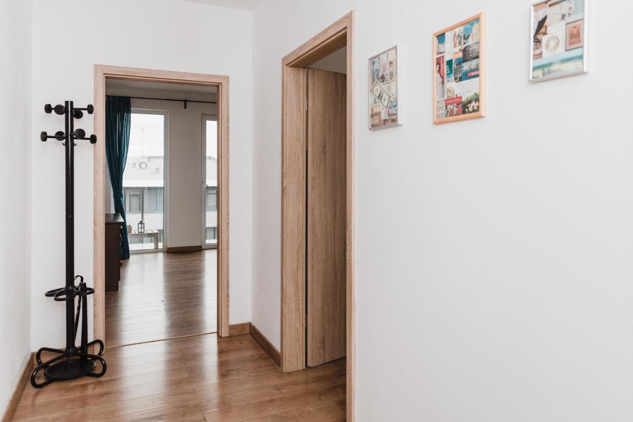 City View Apartment With Free Parking Cluj-Napoca Ngoại thất bức ảnh