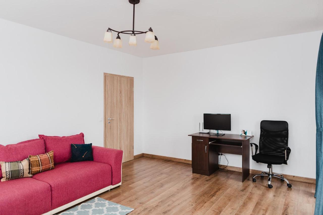 City View Apartment With Free Parking Cluj-Napoca Ngoại thất bức ảnh