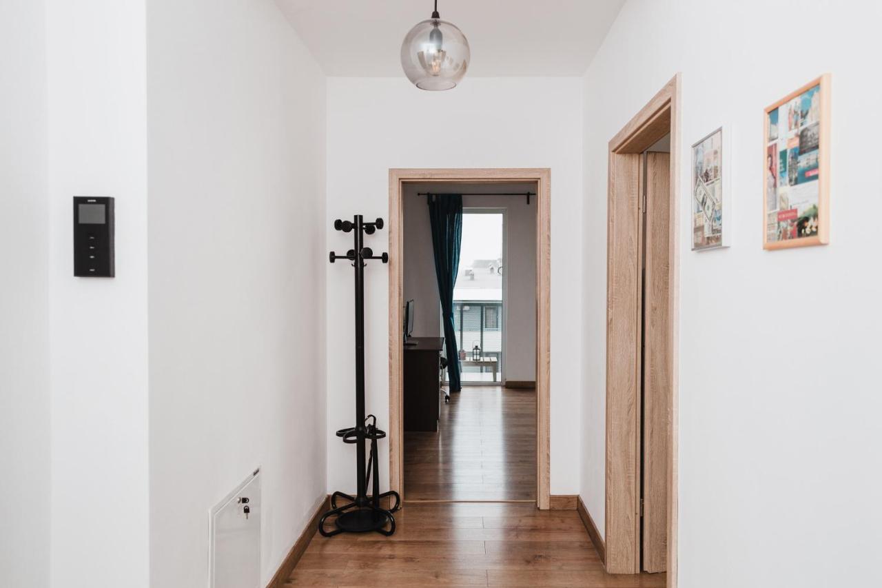 City View Apartment With Free Parking Cluj-Napoca Ngoại thất bức ảnh