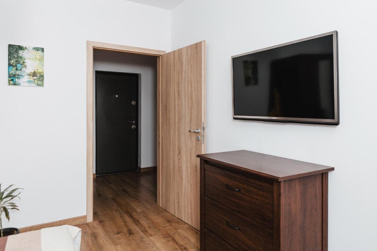 City View Apartment With Free Parking Cluj-Napoca Ngoại thất bức ảnh